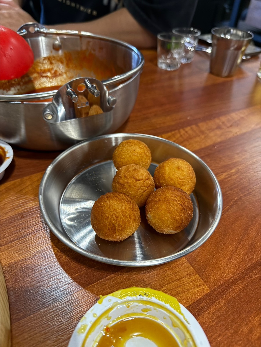 쌍팔통닭 이미지