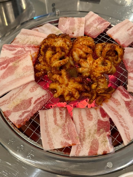 평화 숯불 쭈꾸미 이미지