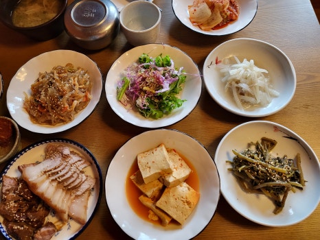 큰집가정식백반 이미지