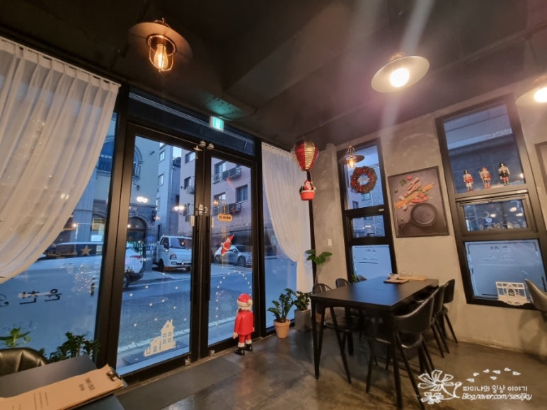 윤찬비스트로 이미지