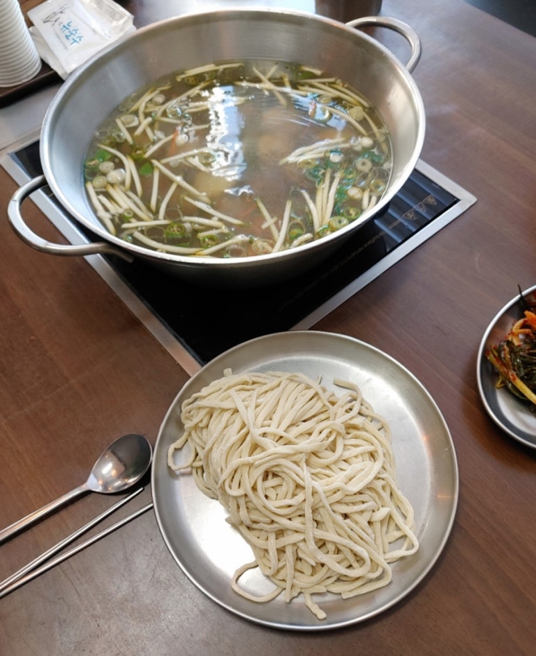 가온손칼국수 이미지