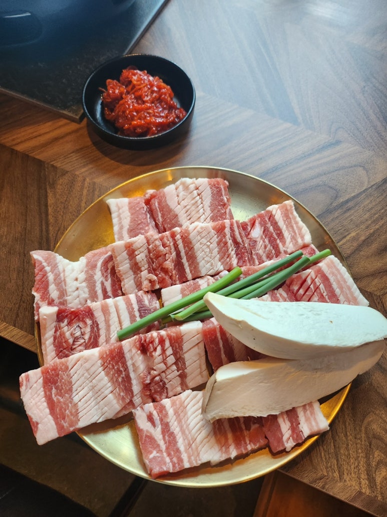 꼬목살 이미지