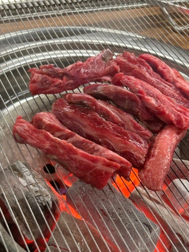 한우일번지X규이치 이미지