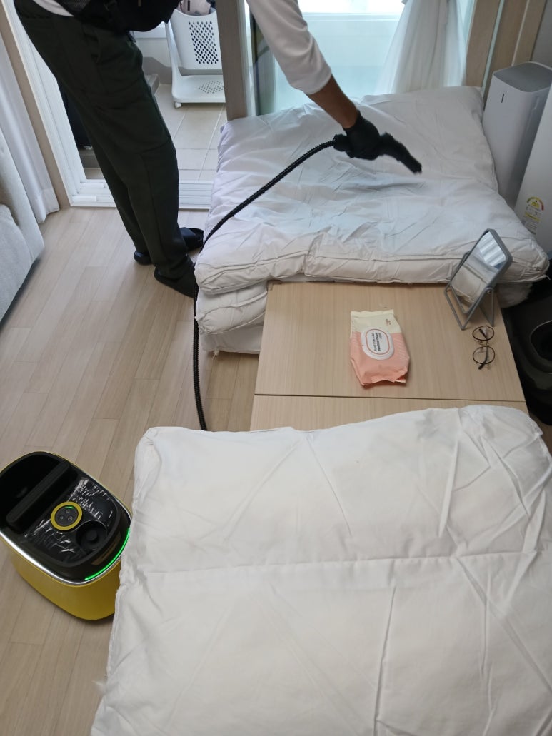 소파매트리스카페트허니룸케어 이미지