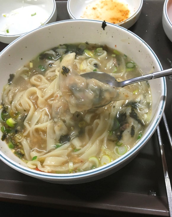 소문난 사골 손 칼국수 이미지