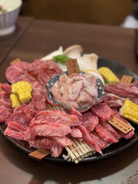 술과 담소 이미지