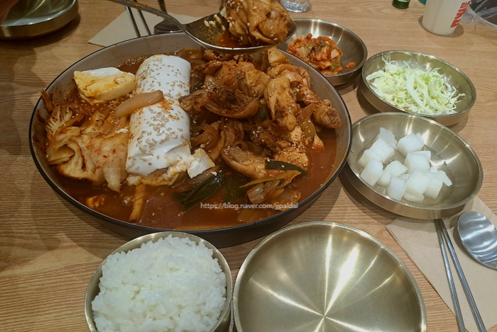 시월찜닭 이미지