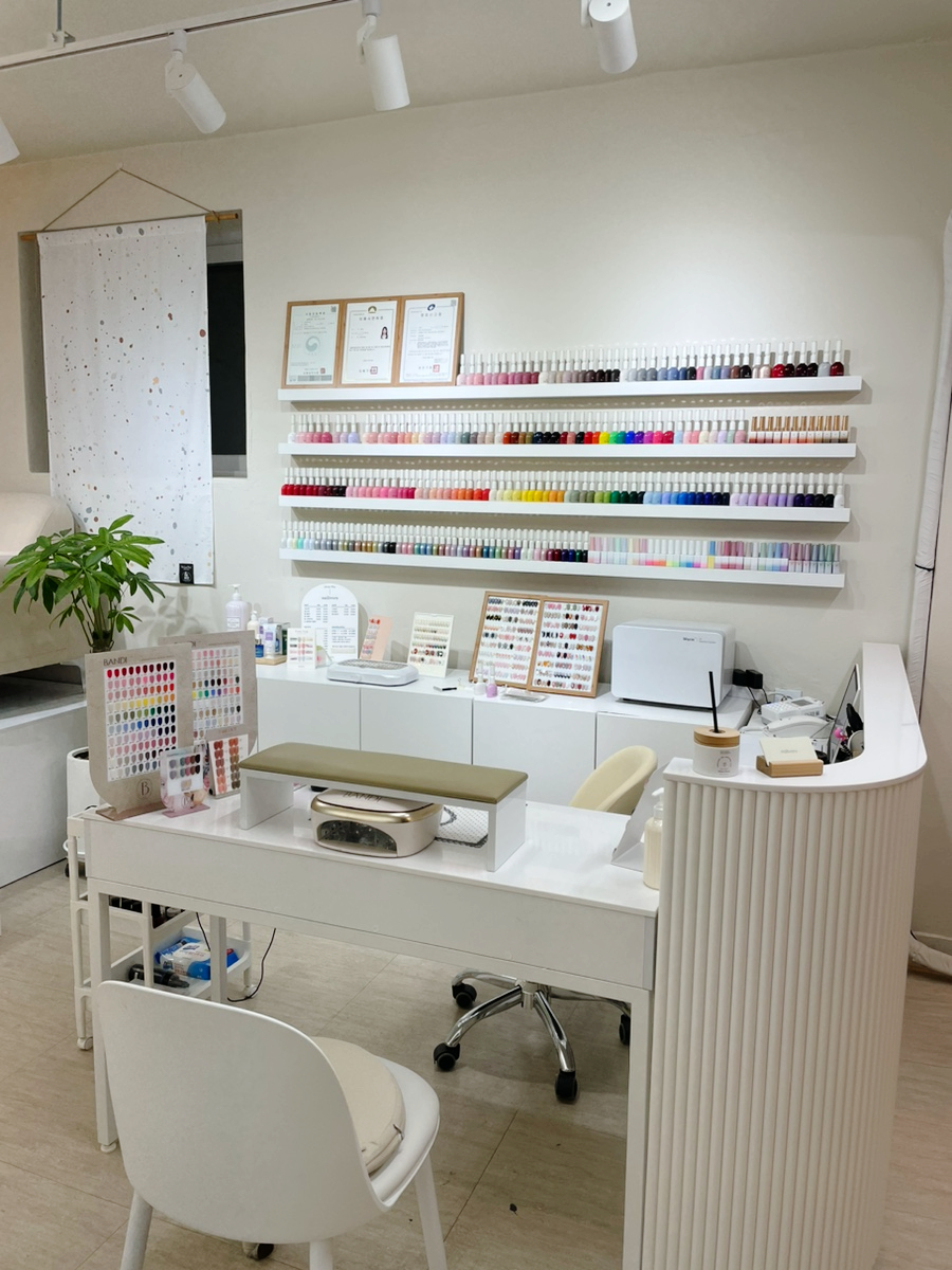 네일 아이보리(nail ivory) 이미지