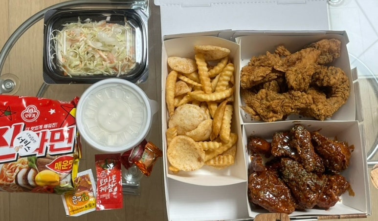 아하더빠삭치킨 이미지