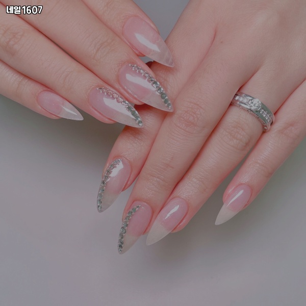 네일1607 이미지