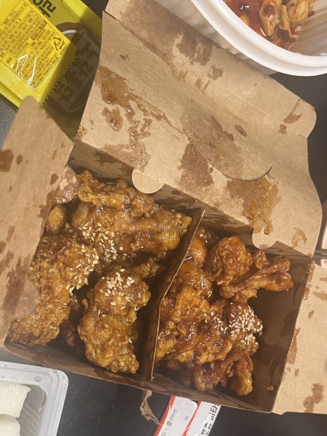 노랑통닭홍제 이미지