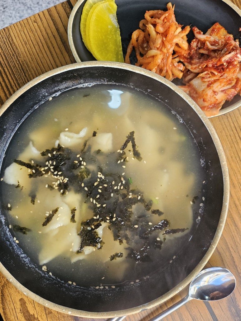 명동손수제비 이미지