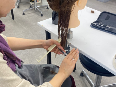 커트실무헤어전문학원 이미지