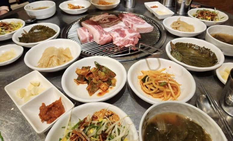 흑돈사 이미지