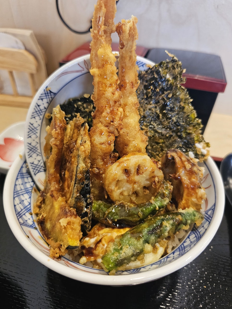 요쿠야마치동남지구점 이미지