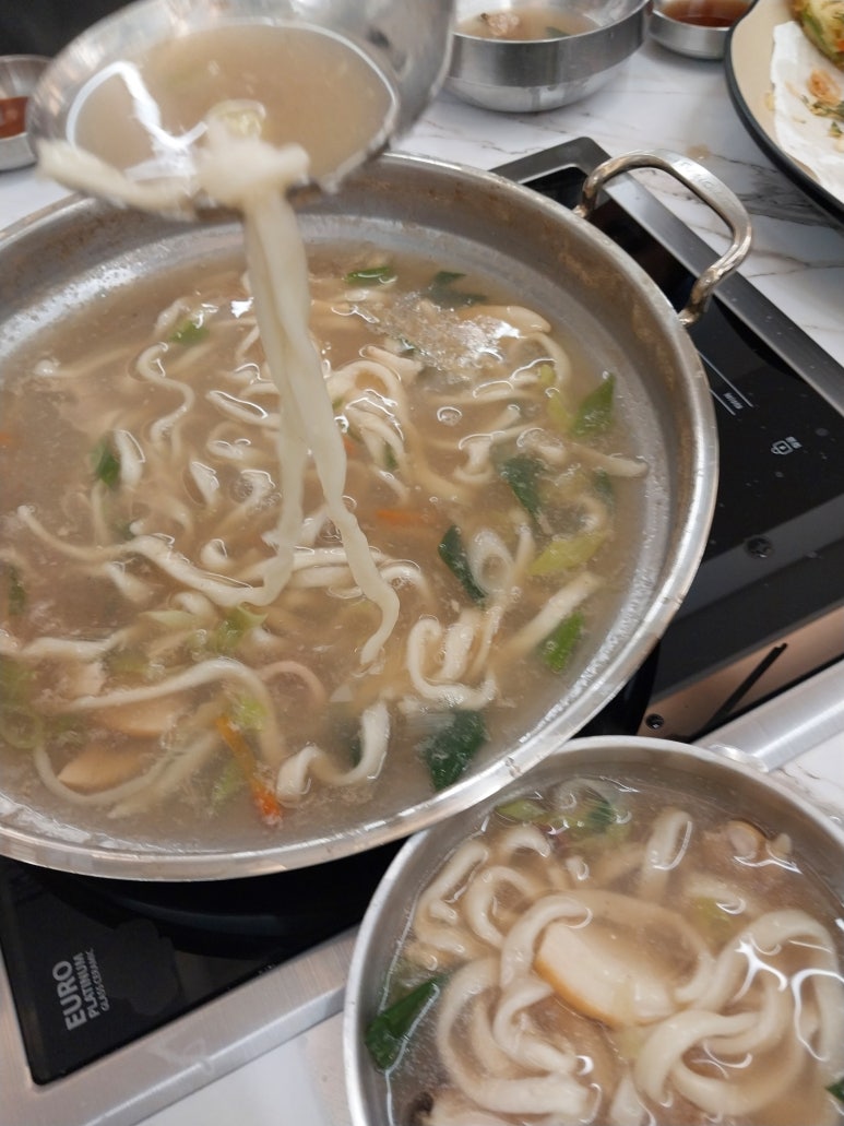 박승광해물손칼국수 이미지