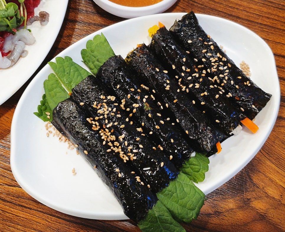 꼬숩 김밥 이미지
