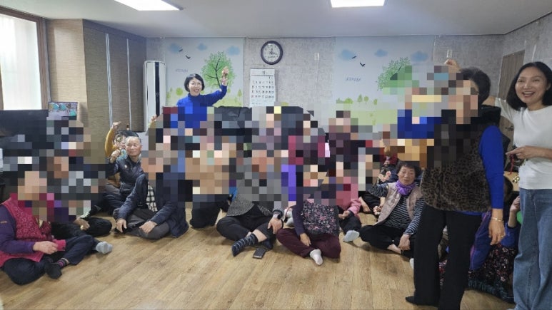 모암 이미지