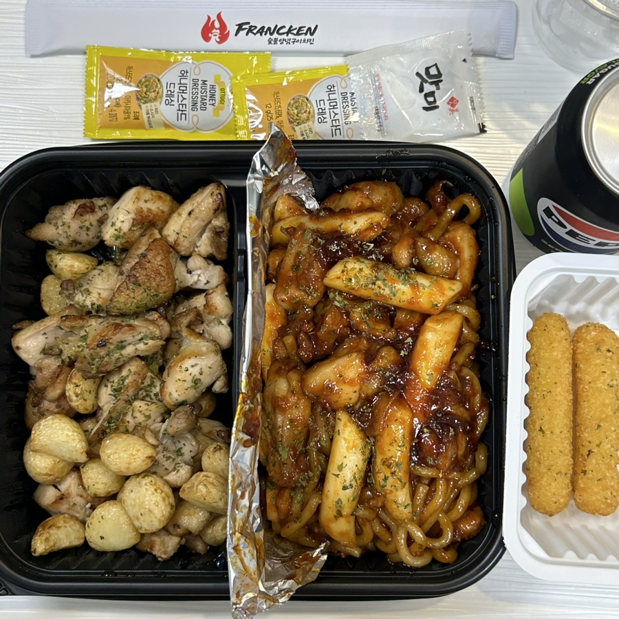 프랑킨숯불바베큐 이미지