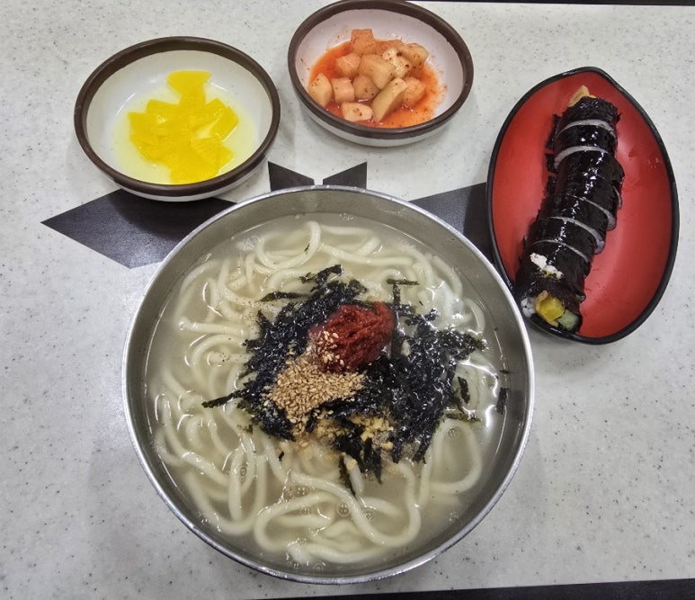 몽실이손칼국수 이미지