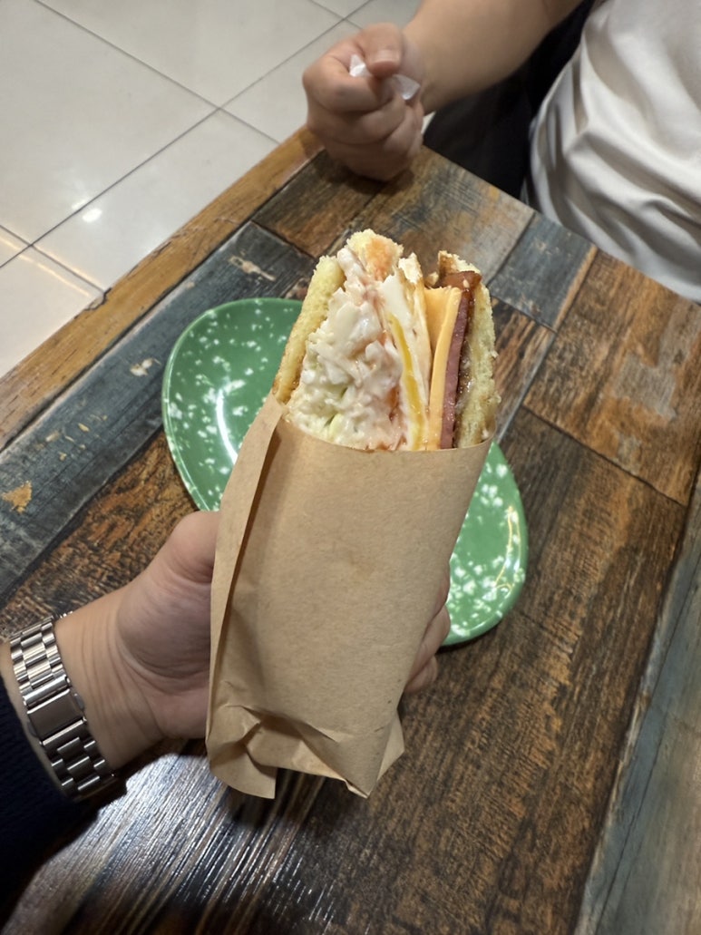 기백분식토스트 이미지