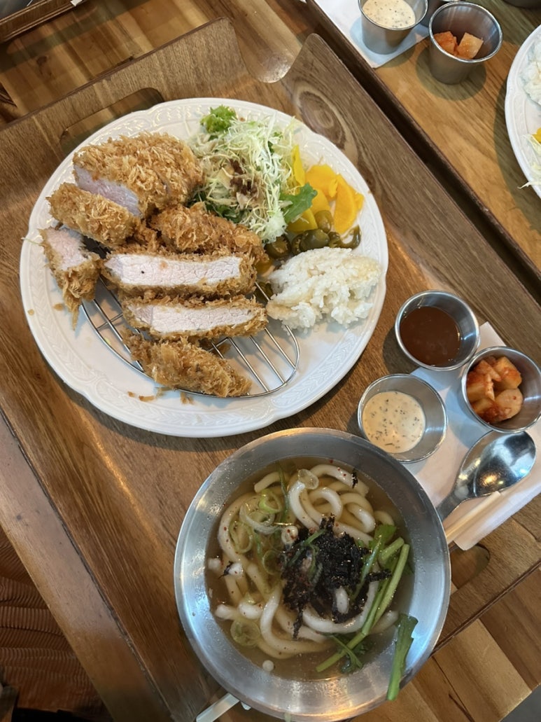 돈까스플러스 이미지