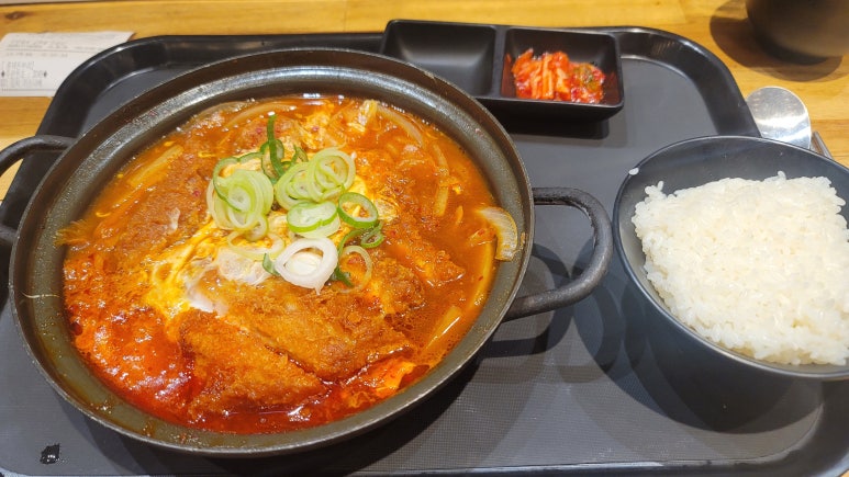 홍대돈부리 서초롯데마트점 사진 6