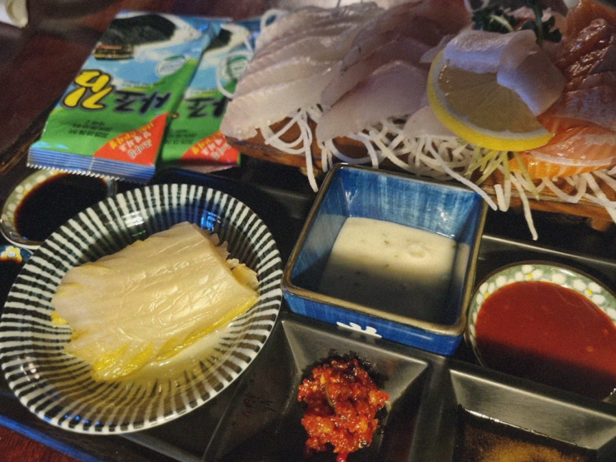 술집 감탄 이미지