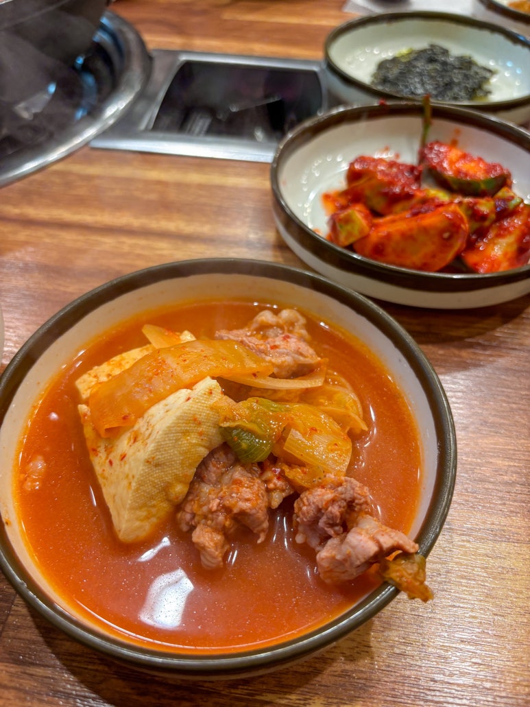 통돼지 안산선부점 사진 3