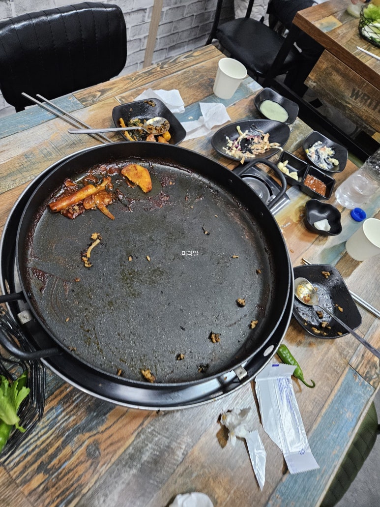 종착역닭갈비 이미지