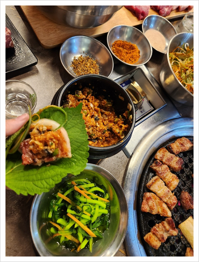 맛있는고기들 이미지