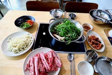 착한손샤브칼국수 이미지