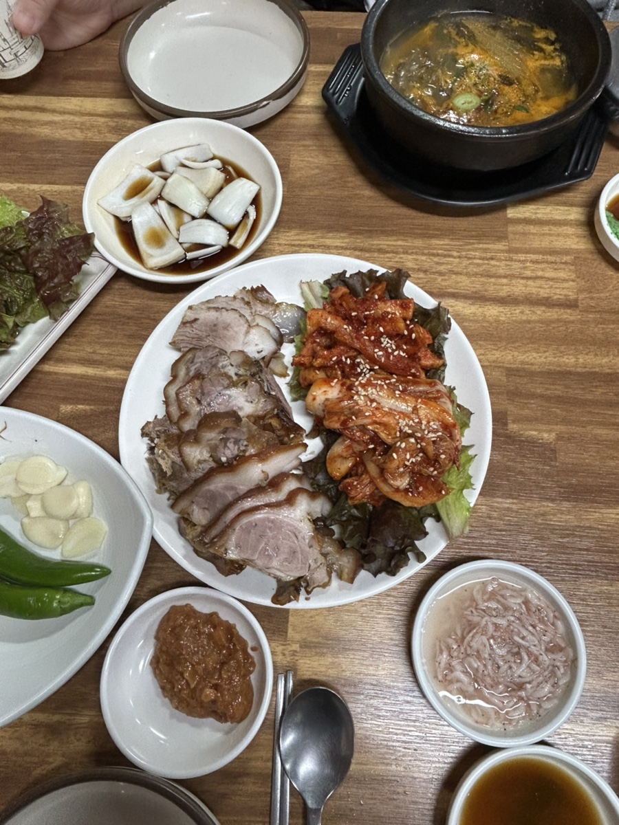 일등왕족발 이미지
