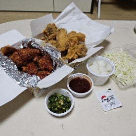 나희치킨 이미지