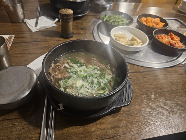 곰바우나주곰탕 이미지