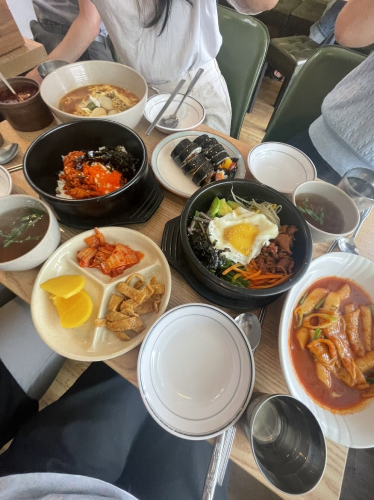 으랏차분식 이미지