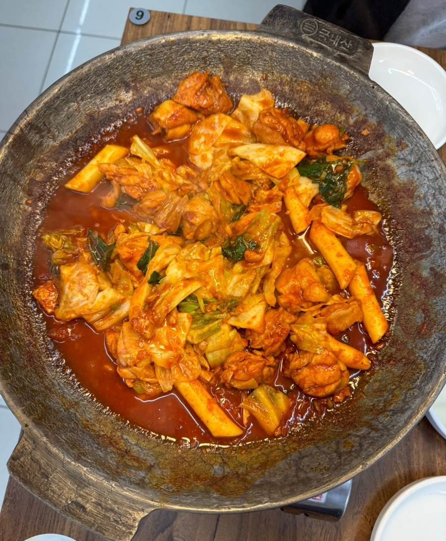 맛을담은솥뚜껑닭갈비 이미지
