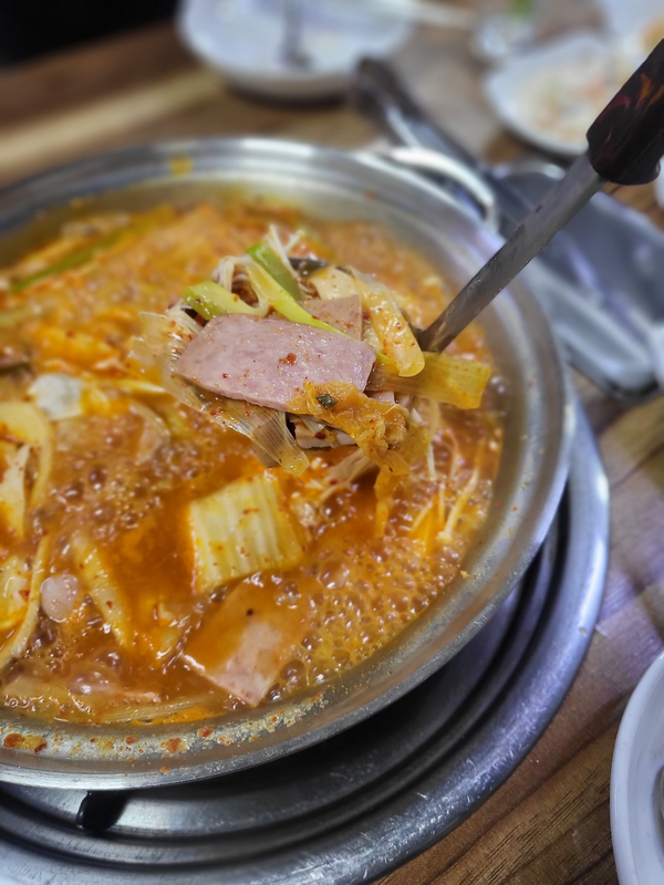 복사랑부대찌개&명태&쭈갑골 김포공항점 사진 4