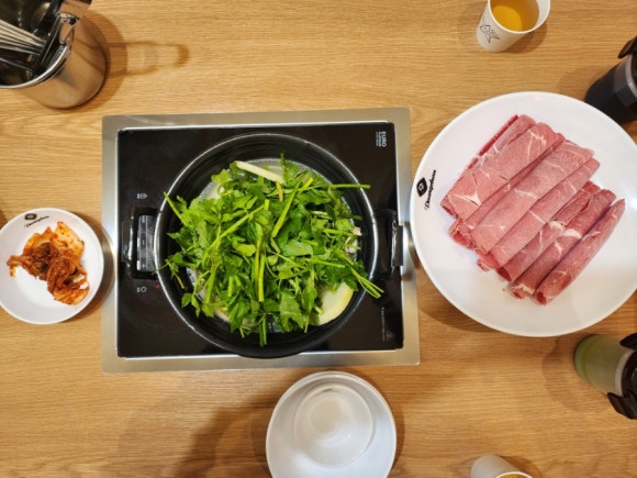 성동샤브칼국수 이미지