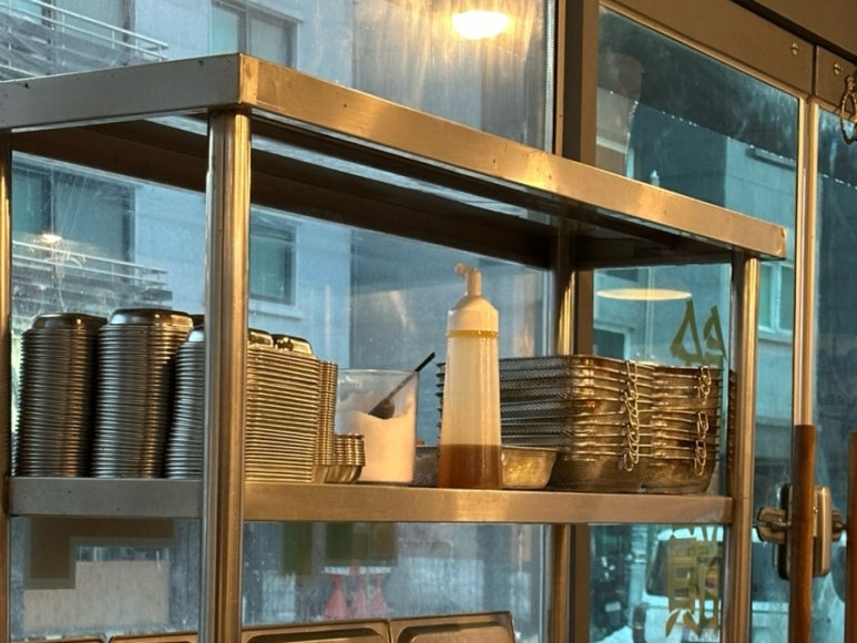 여운이남는돼지 이미지