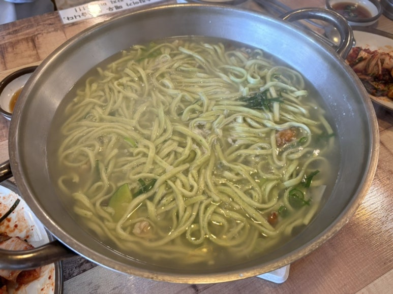 양평뽕잎해물칼국수 이미지