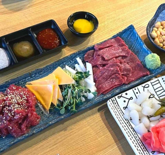 육회야문연어 이미지