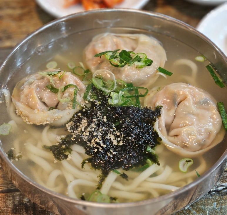 찬우물옛날손칼국수 이미지