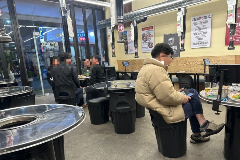 뒷돈상회사상점 이미지