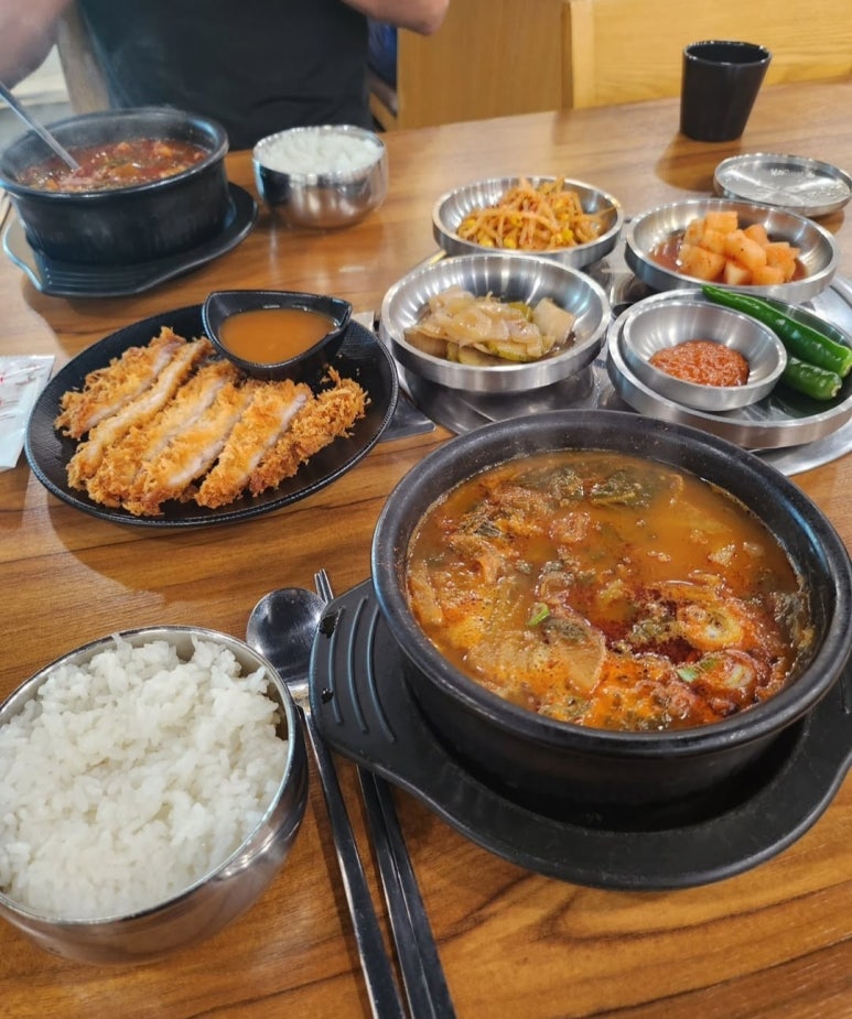 진선 소고기 국밥 이미지