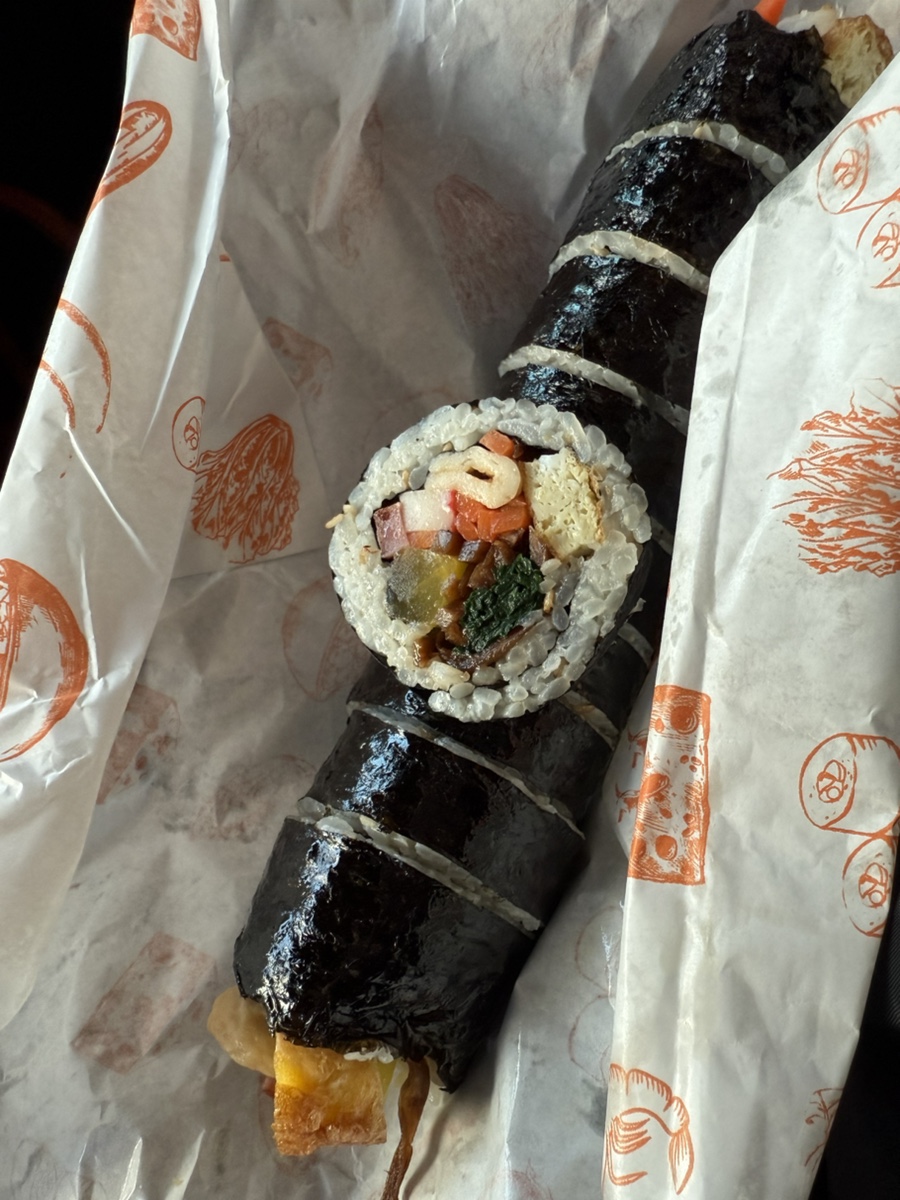 세상을누비는김밥 이미지