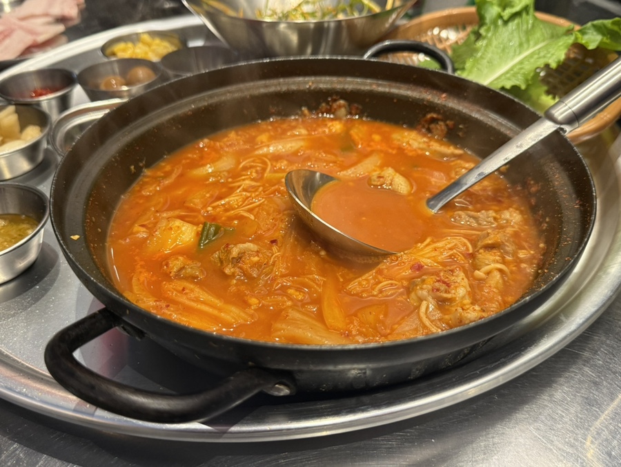 은곡상회 서울대입구역점 사진 2