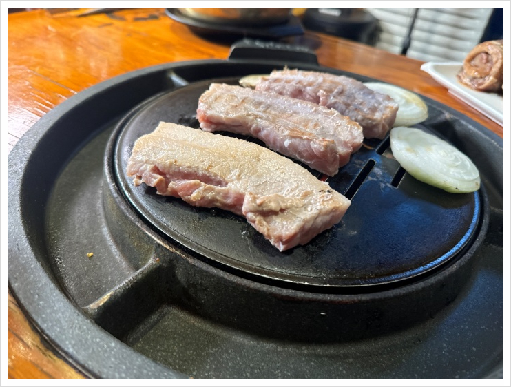 자연숯불화로구이 이미지