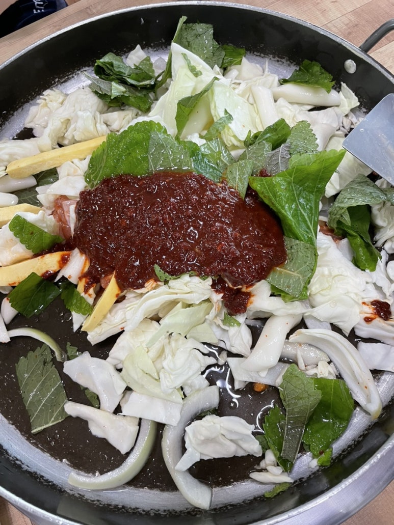 전통춘천닭갈비 이미지