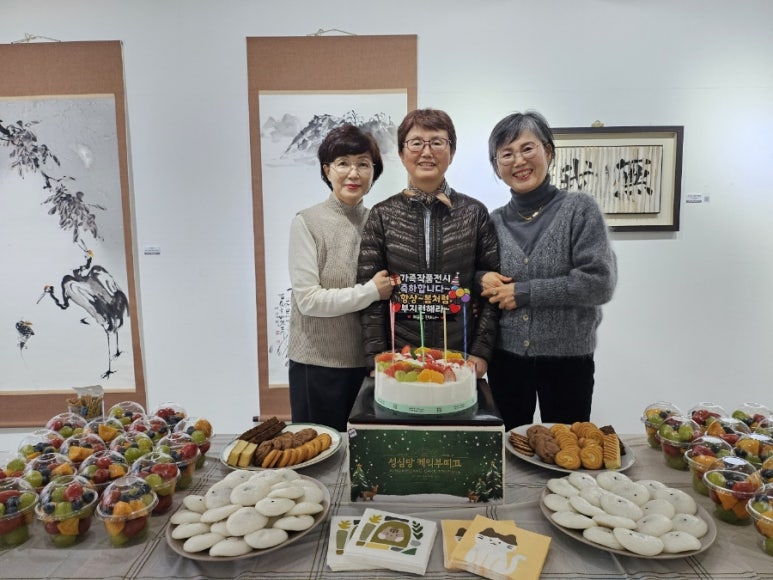 카페갤러리줌 이미지